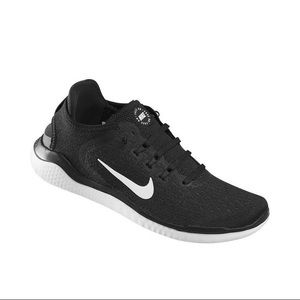 Nike black running shoe  style: ‘free rn’